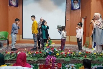 جشن دهه فجر کتابخانه استاد مؤذن پور شهرستان آران و بیدگل