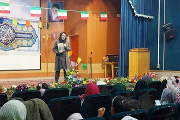 جشن دهه فجر کتابخانه استاد مؤذن پور شهرستان آران و بیدگل