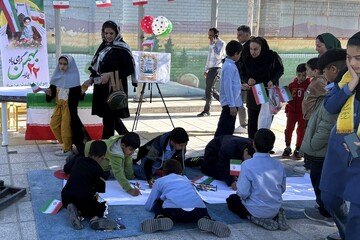 حضور کتابداران استان بوشهر در راهپیمایی یوم الله ۲۲ بهمن و برپایی غرفه های فرهنگی