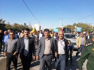 حضور کتابداران فارس در راهپیمایی 22 بهمن ماه