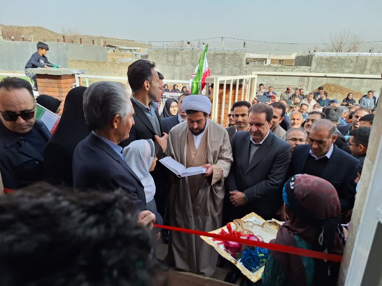 کتابخانه‌های عمومی زید بن حمزه(ع) روستای زرانگوش شهرستان بدره افتتاح شد