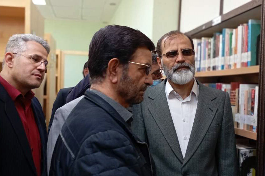 ارتقای وضعیت معیشتی کتابداران را در مجلس پیگیری میکنیم