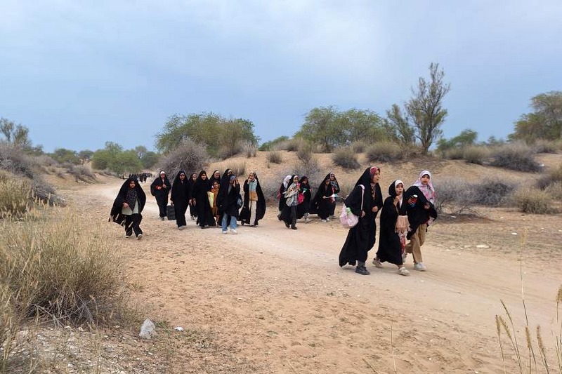 شور و نشاط پیروزی انقلاب در کتابخانههای عمومی استان بوشهر