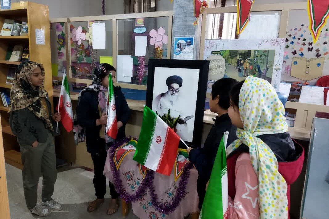 ویژهبرنامههای «صعود فجر» در کتابخانههای شهرستان اردستان برگزار شد