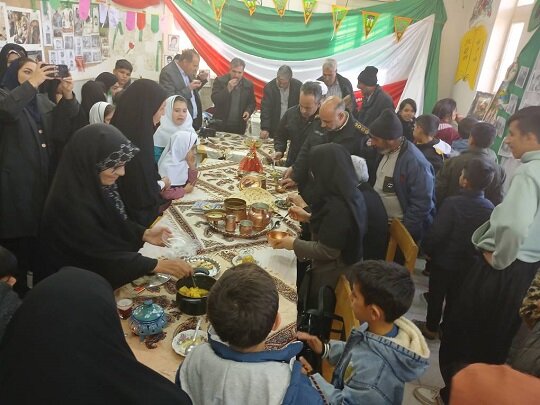 جشنواره کسب و کارهای کوچک در کتابخانه علامه طباطبایی سفیددشت افتتاح شد