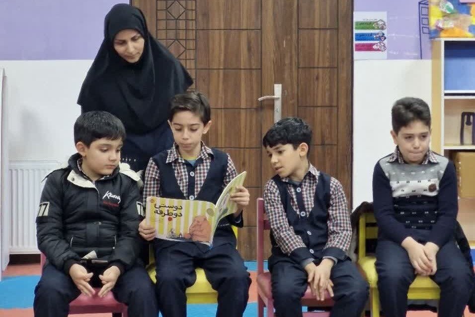 ویژهبرنامه «صعود فجر» در کتابخانههای عمومی کاشان