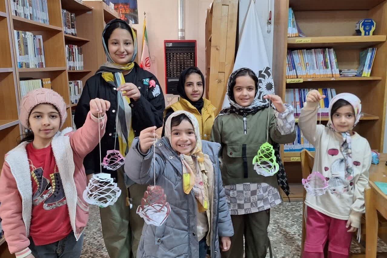 ویژهبرنامه «صعود فجر» در کتابخانههای عمومی کاشان