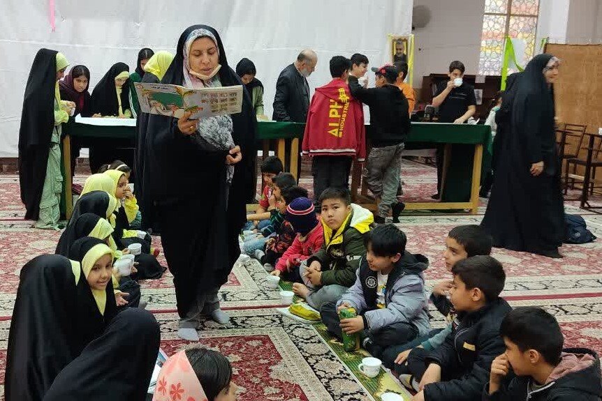 ویژهبرنامه «صعود فجر» در کتابخانههای عمومی کاشان