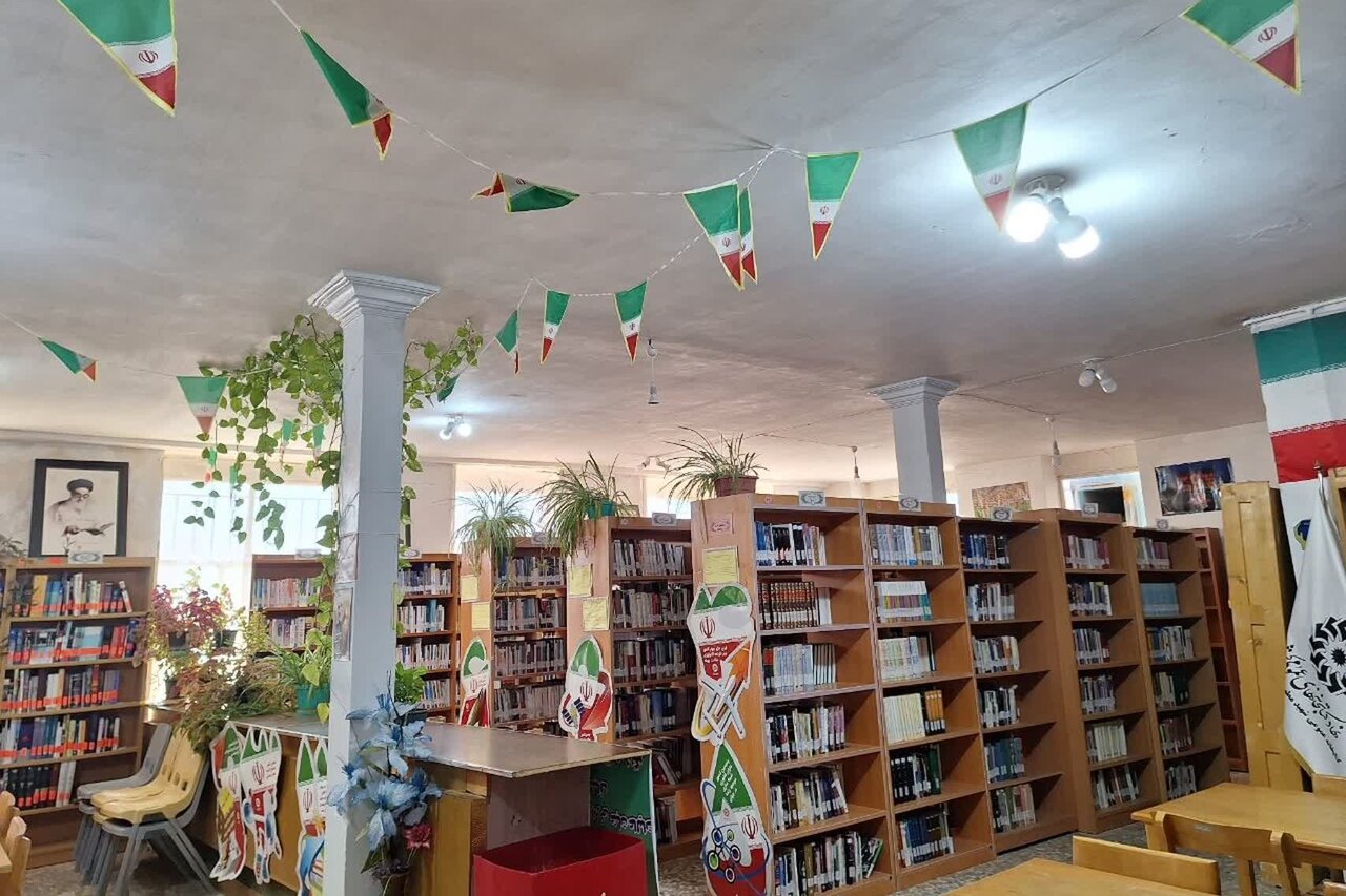 ویژهبرنامه «صعود فجر» در کتابخانههای عمومی کاشان