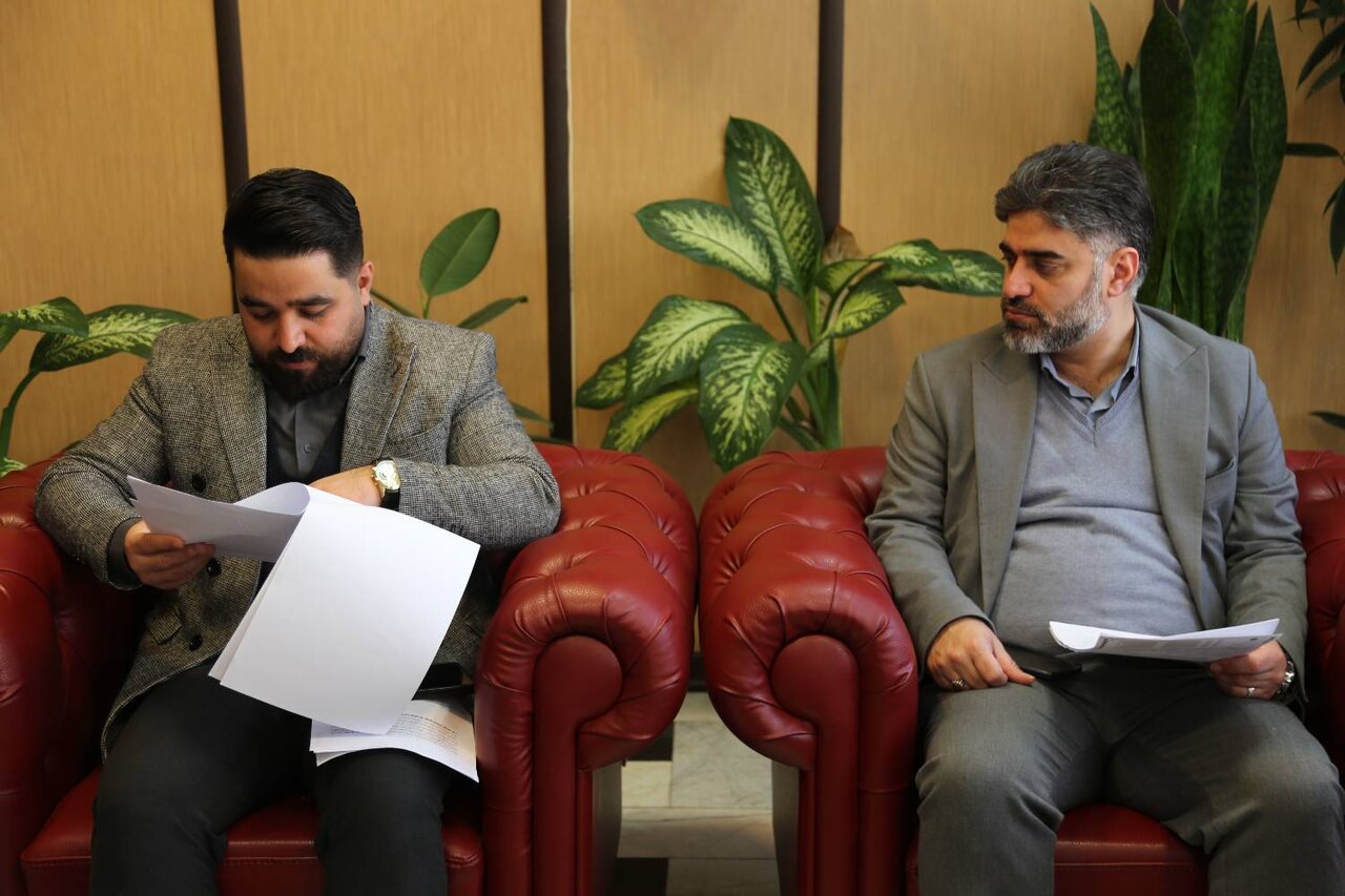 دیدار مدیرکل کتابخانههای عمومی مازندران با مدیرکل امور مالیاتی استان