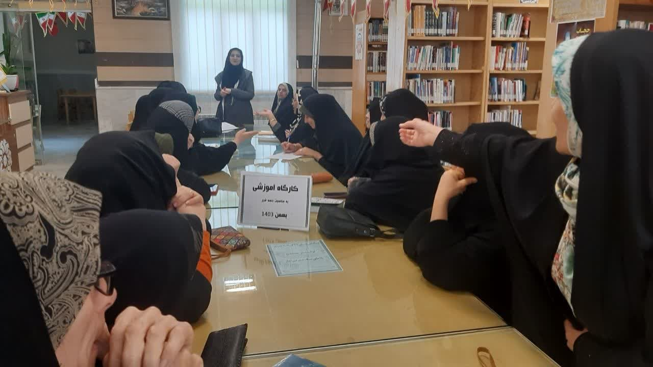 برگزاری ویژه برنامههای کتابخوانی در کتابخانههای عمومی استان مرکزی