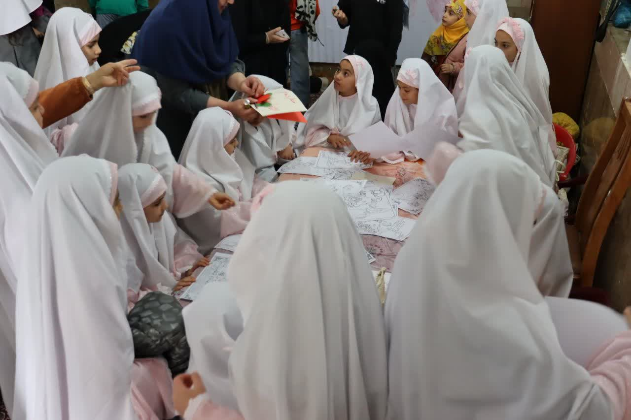 برگزاری ویژه برنامههای کتابخوانی در کتابخانههای عمومی استان مرکزی