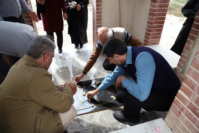 شادی و نشاط در خاییز با «روستا با طعم کتاب»