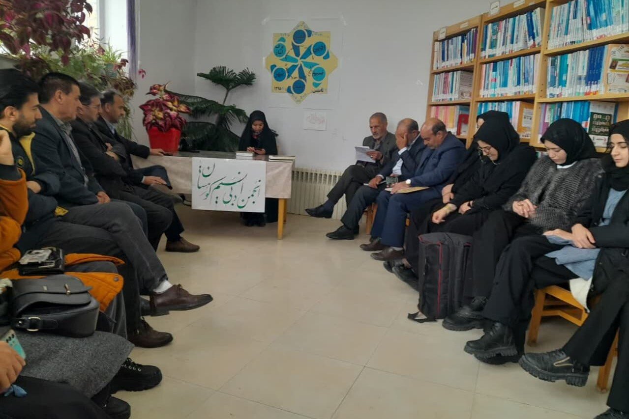 ویژه برنامه کتابخانههای عمومی فریدونشهر برگزار شد