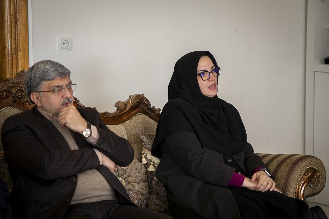 شیراز پیشانی فرهنگ فارس است/ ضرورت ساخت کتابخانه مرکزی با برنامهریزی دقیق