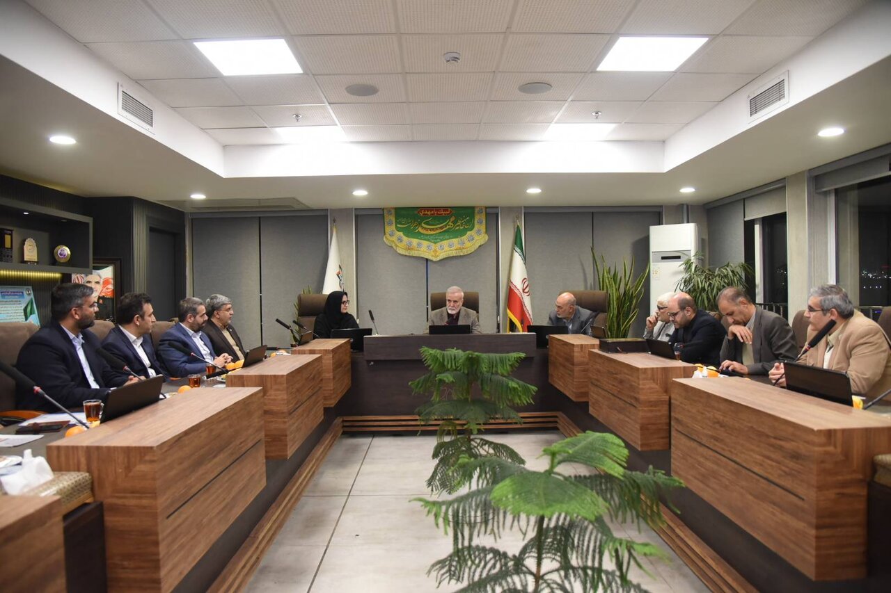 شهرداری شیراز در کنار کتابخانههای عمومی است/ ضرورت تعیین تکلیف ساخت کتابخانه مرکزی شیراز در سفر وزیر فرهنگ به فارس