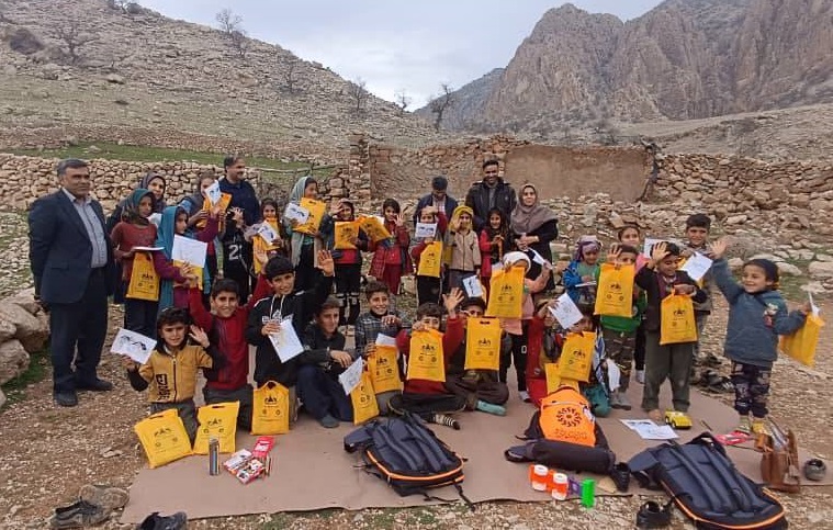 جشنواره طعم کتاب با عشایر