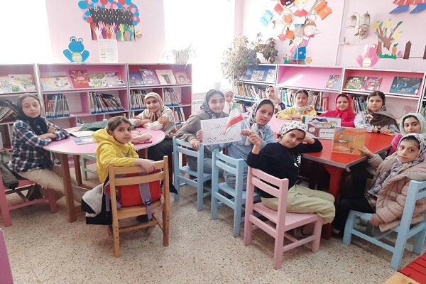 برنامههای فرهنگی کتابمحور در کتابخانههای عمومی شهرستان بوئین و میاندشت