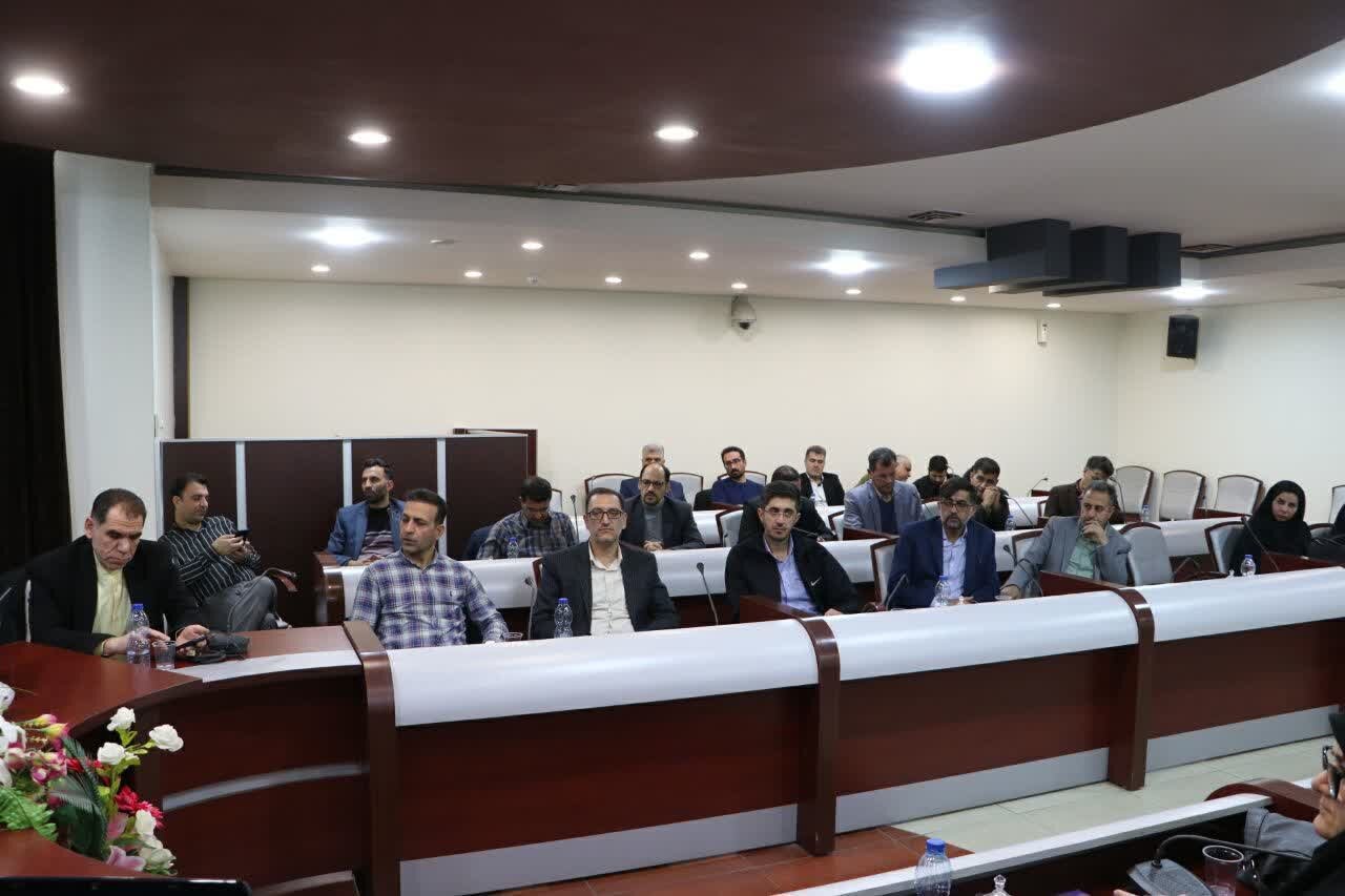 چهارمین جلسه شورای اداری کتابخانههای عمومی استان اصفهان در سال جاری برگزار شد