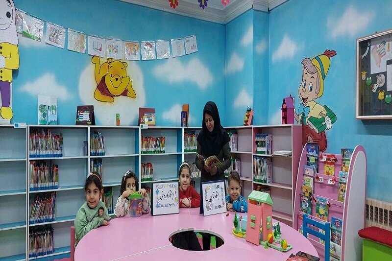 برنامههای فرهنگی کتابمحور در کتابخانههای عمومی شاهینشهر و میمه برگزار شد