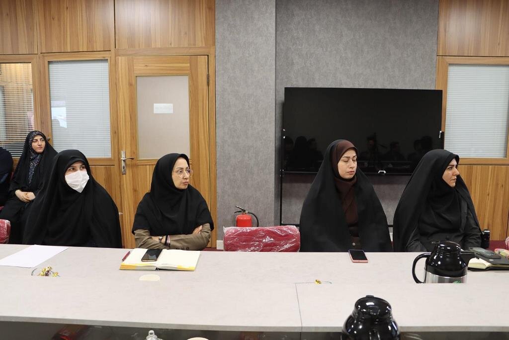 سرانه فعلی فضای کتابخانهای شایسته رشت نیست/ استفاده از املاک مازاد در شهرهای فاقدکتابخانه