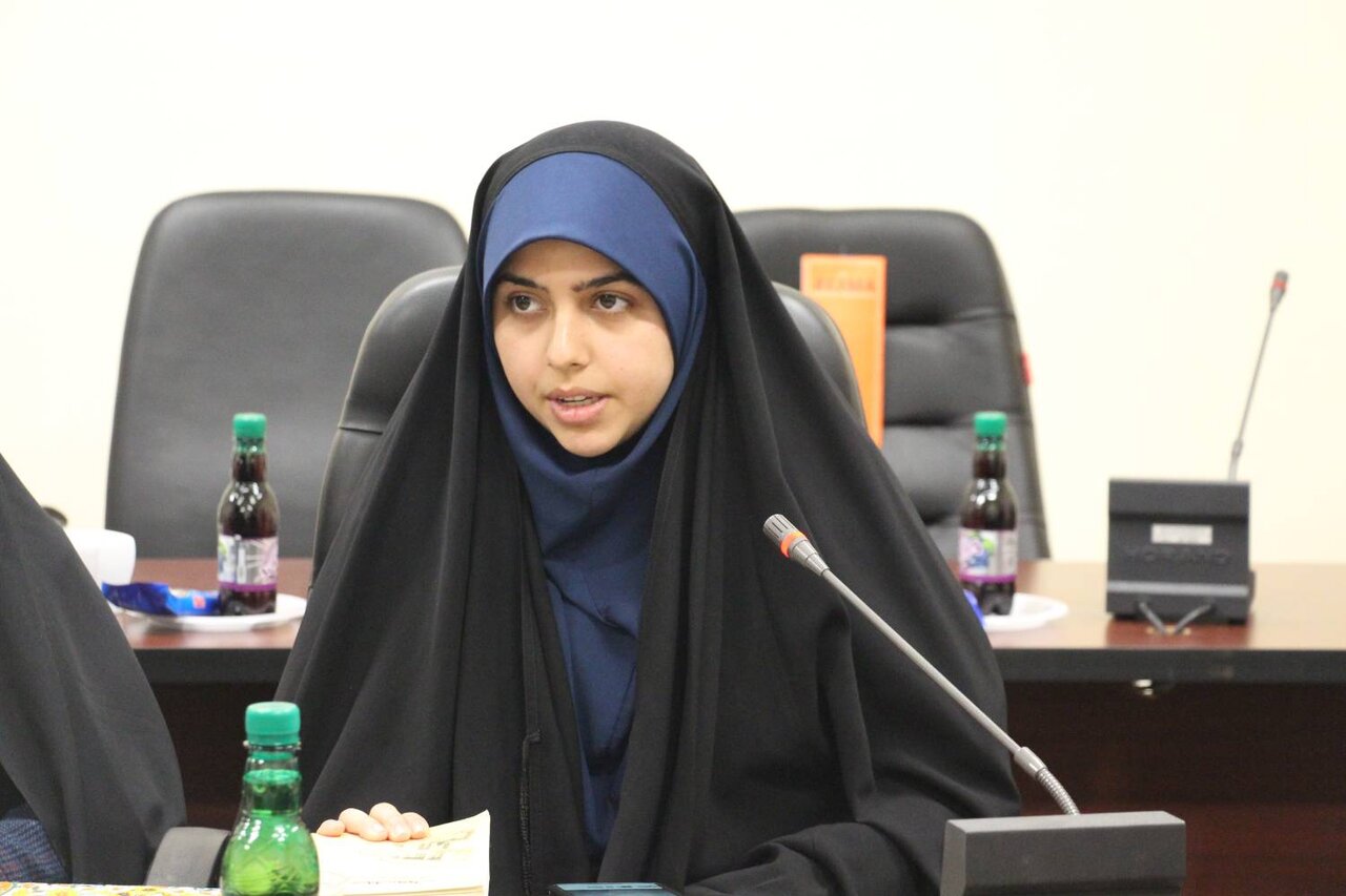 نشست نقد و بررسی کتاب «ایستگاه خیابان روزولت» برگزار شد