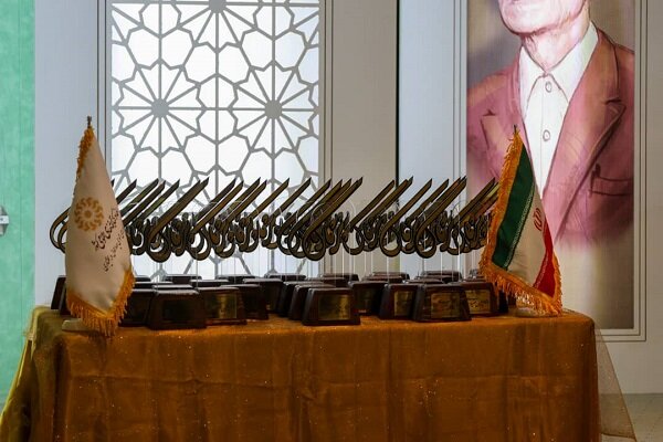 همایش ملی بزرگداشت «حسین پژمان بختیاری» برگزار شد