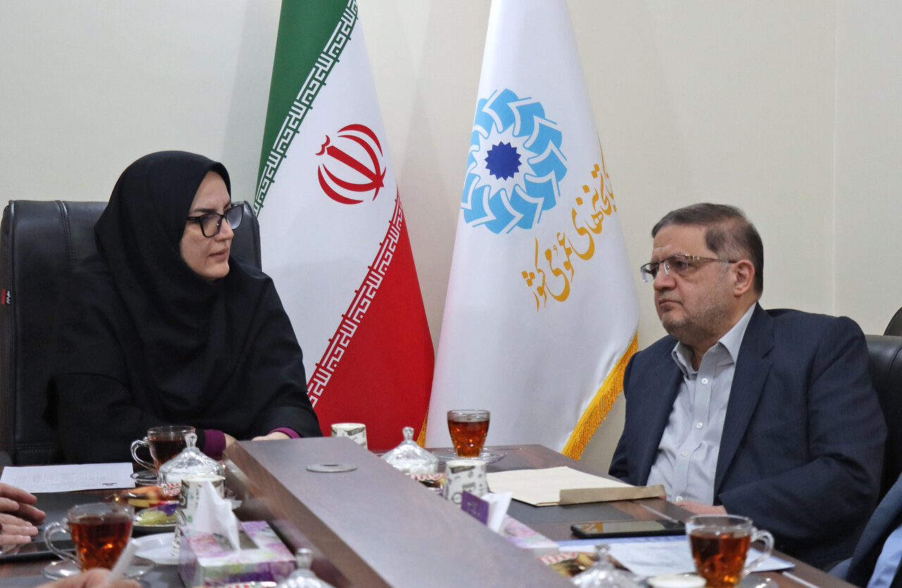 دیدار و گفتگوی عضو کمیسیون برنامه و بودجه مجلس با دبیرکل نهاد کتابخانههای عمومی کشور