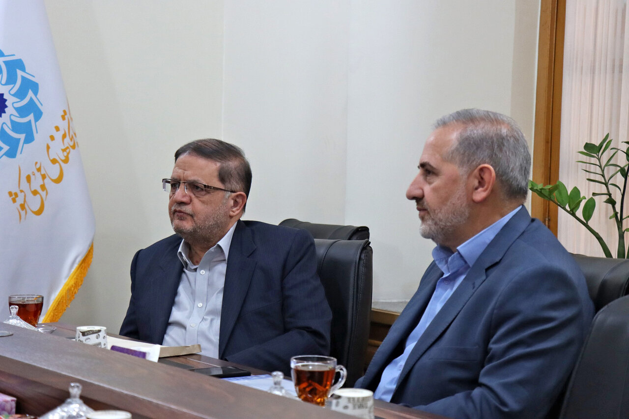 دیدار و گفتگوی عضو کمیسیون برنامه و بودجه مجلس با دبیرکل نهاد کتابخانههای عمومی کشور