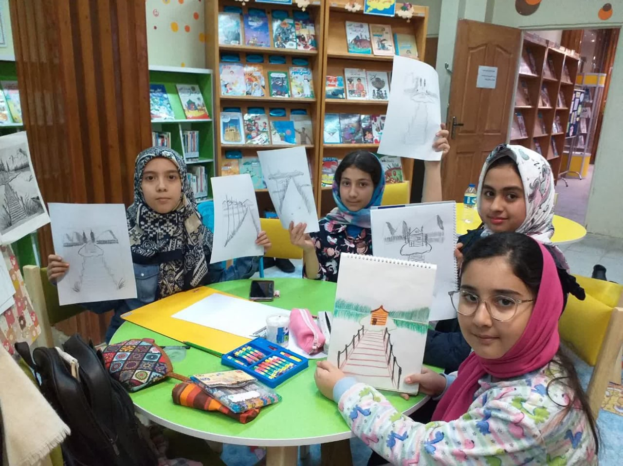 ترویج فرهنگ کتاب و کتابخوانی در کتابخانههای عمومی استان مرکزی