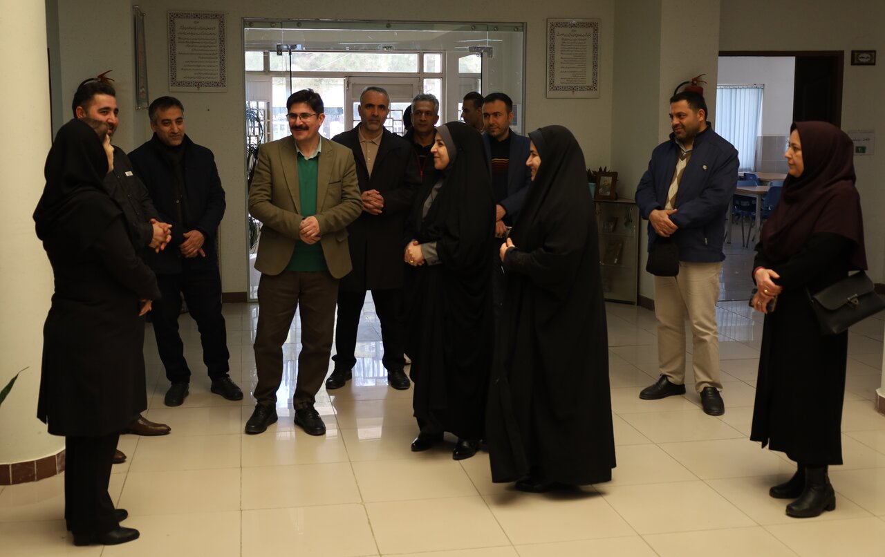 طرح «کتابخانهگردی» با حضور سرپرست معاونت توسعه کتابخانهها و ترویج کتابخوانی در آذربایجانغربی آغاز شد