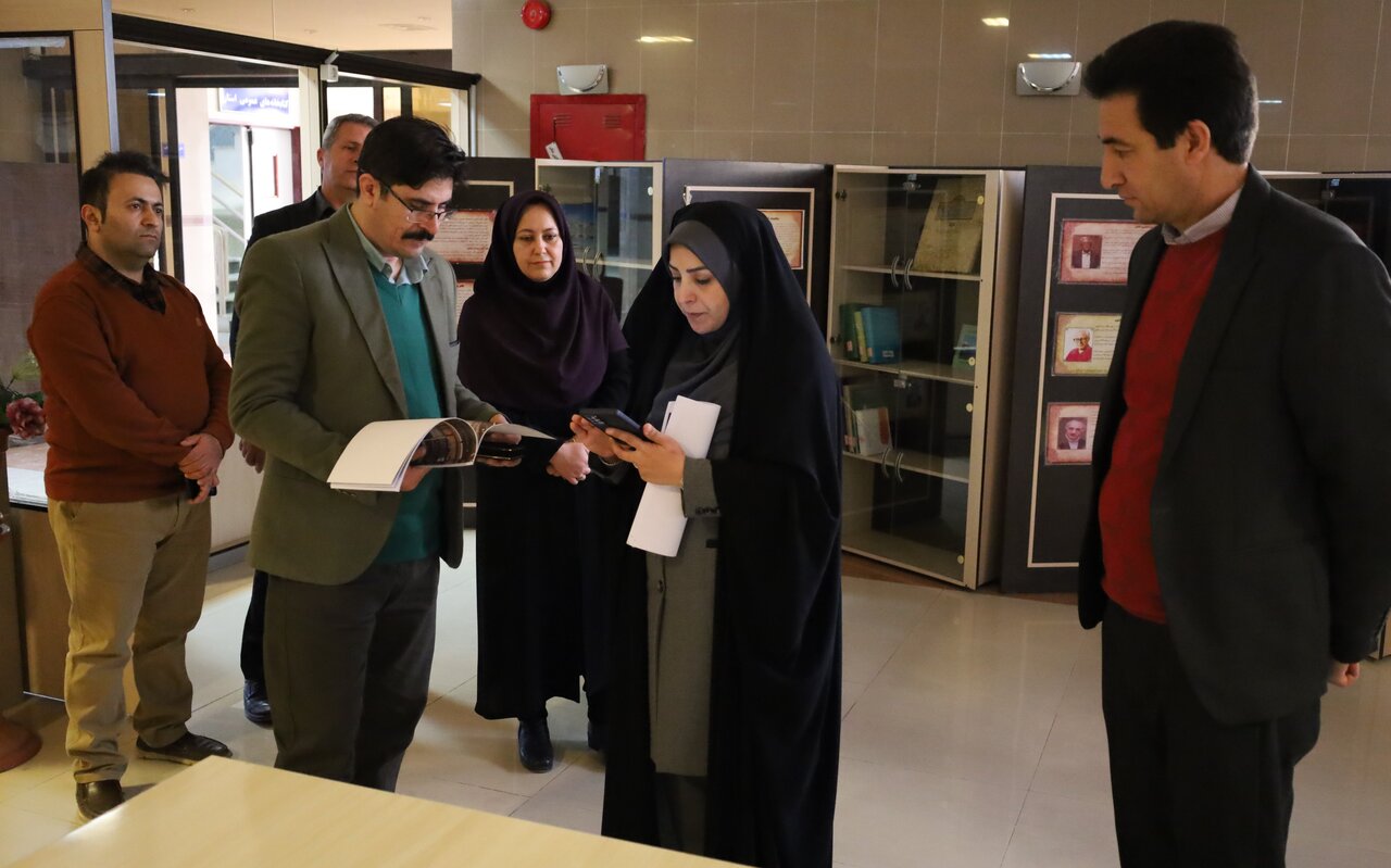 طرح «کتابخانهگردی» با حضور سرپرست معاونت توسعه کتابخانهها و ترویج کتابخوانی در آذربایجانغربی آغاز شد