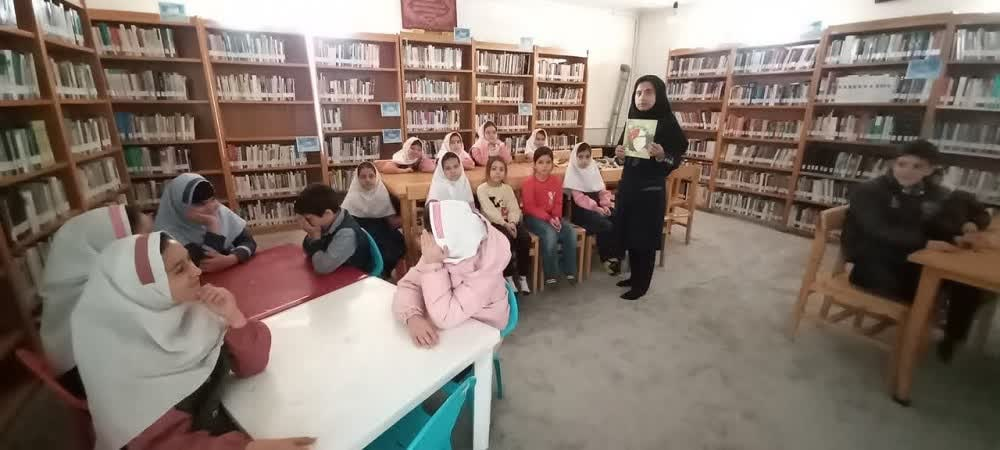 کتابخانه‌های عمومی استان مرکزی میزبان اقشار مختلف مردم شدند