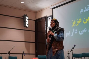 جشن شکوفه های دانایی در ایلام برگزار شد