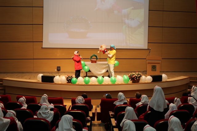 ویژهبرنامه «جشن روزه اولیها» در کتابخانه مرکزی سمنان برگزار شد