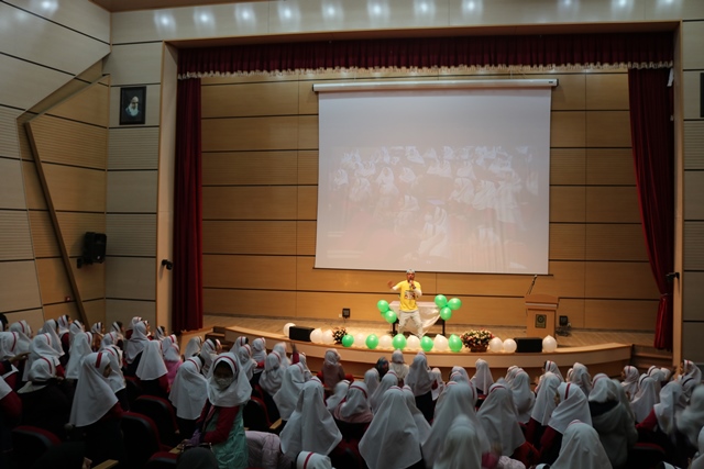 ویژهبرنامه «جشن روزه اولیها» در کتابخانه مرکزی سمنان برگزار شد