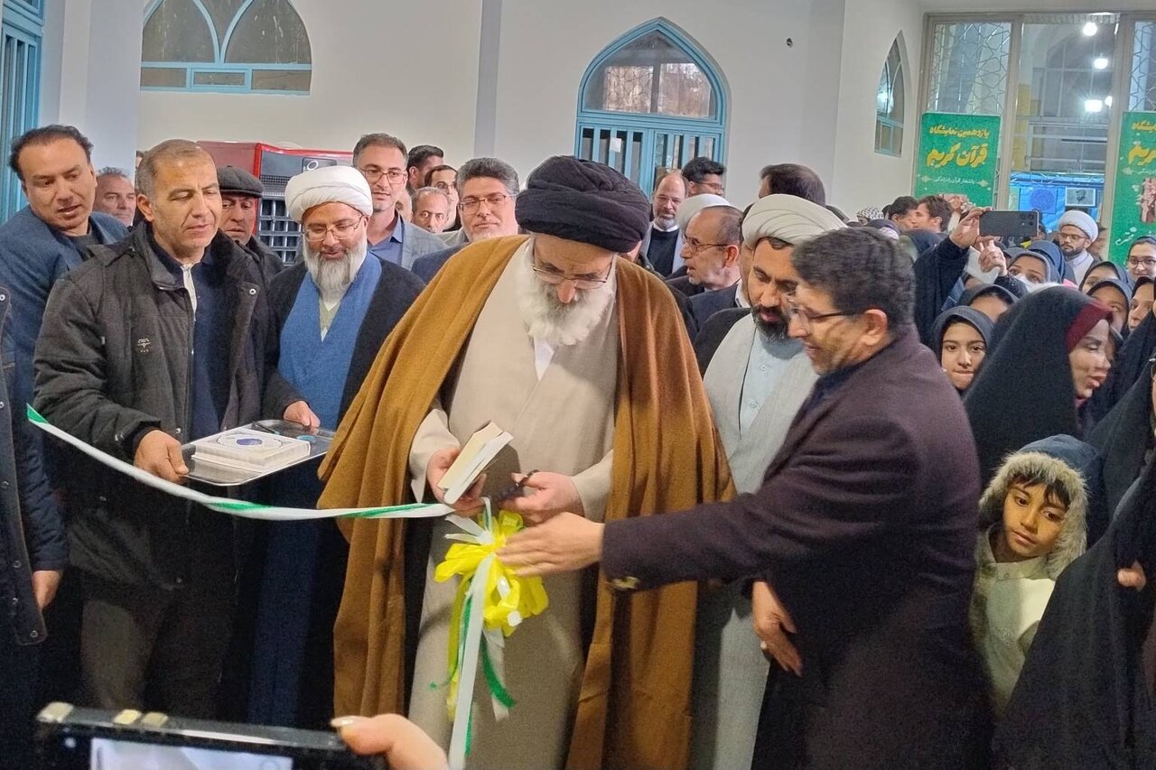 غرفه اداره کل کتابخانههای عمومی استان البرز در یازدهمین نمایشگاه قرآن کریم برپا شد