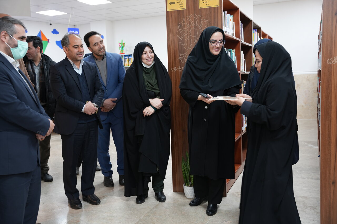 دبیرکل نهاد از کتابخانههای شهرستان ملارد بازدید کرد