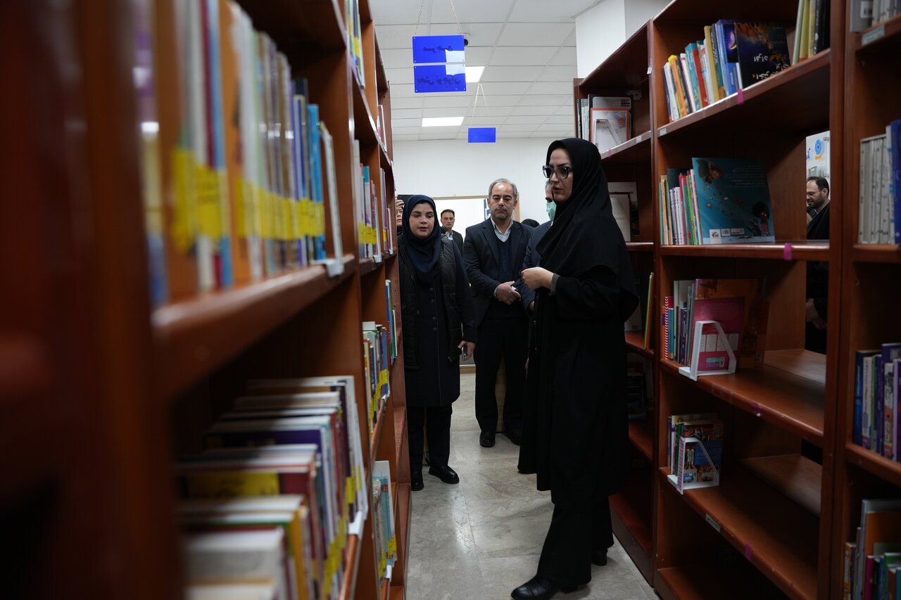 دبیرکل نهاد از کتابخانههای شهرستان ملارد بازدید کرد