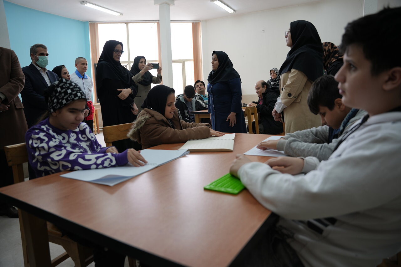 دبیرکل نهاد از کتابخانههای شهرستان ملارد بازدید کرد