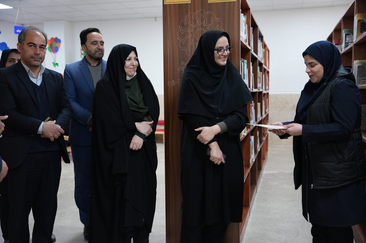 دبیرکل نهاد از کتابخانههای شهرستان ملارد بازدید کرد