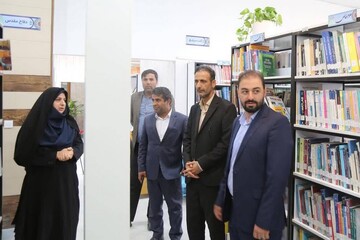 بازدید فرماندار جم از کتابخانه حجت الاسلام محسنی جمی در طرح «کتابخانه‌گردی»