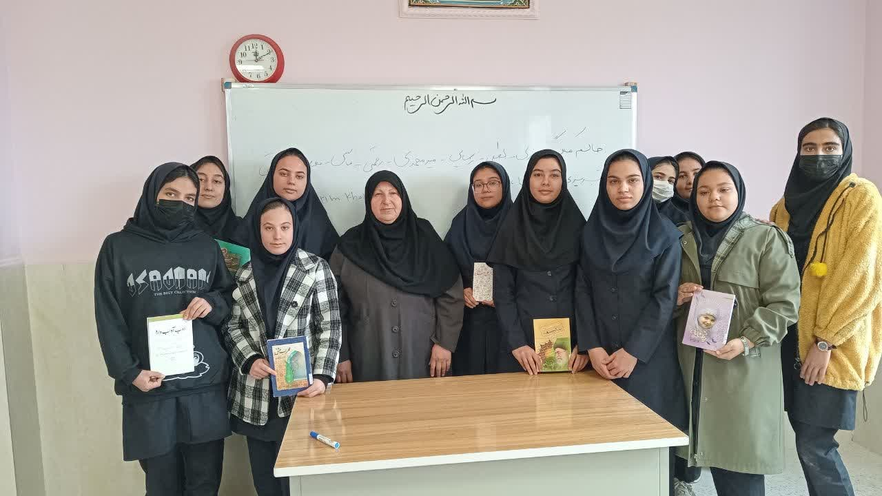 کتابخانههای عمومی استان مرکزی میزبان اقشار مختلف مردم شدند