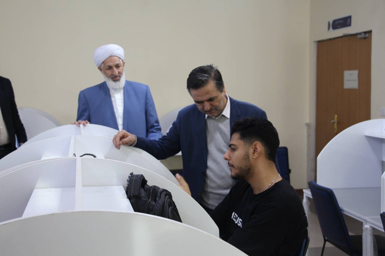 کتاب، یکی از ارکان هویتی هر جامعه است