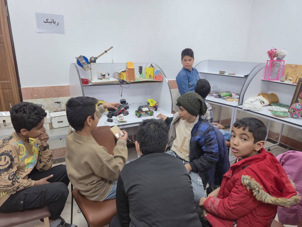 نمایشگاه توانمندیهای مهارتی اعضای کتابخانههای بیرجند برگزار شد