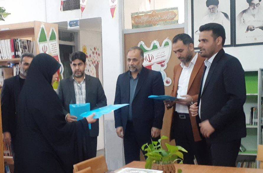 جلسه انجمن کتابخانههای عمومی شهر کاریز شهرستان تایباد برگزار شد