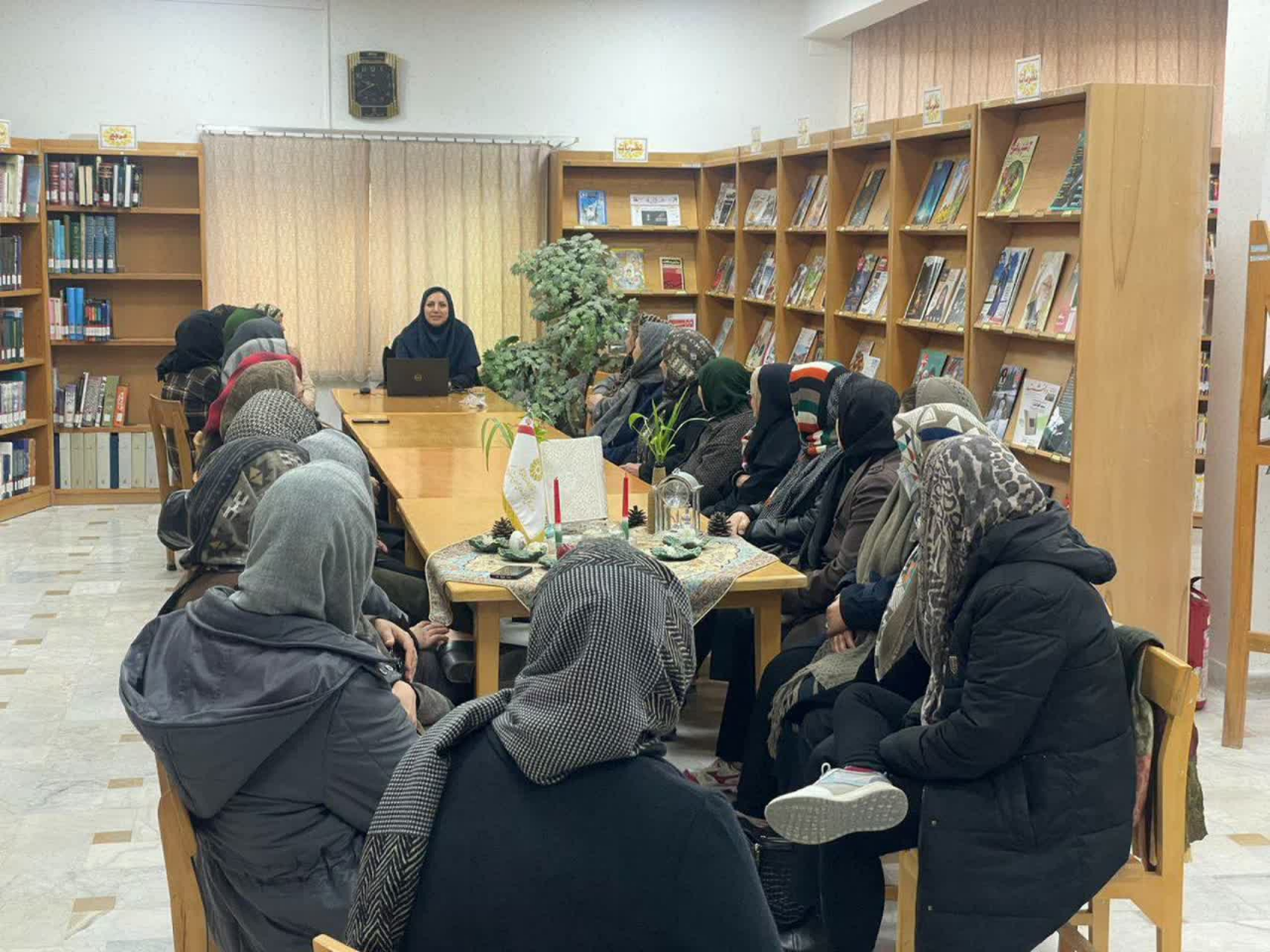 بزرگداشت سالروز تاسیس نهاد در کتابخانههای عمومی استان مرکزی