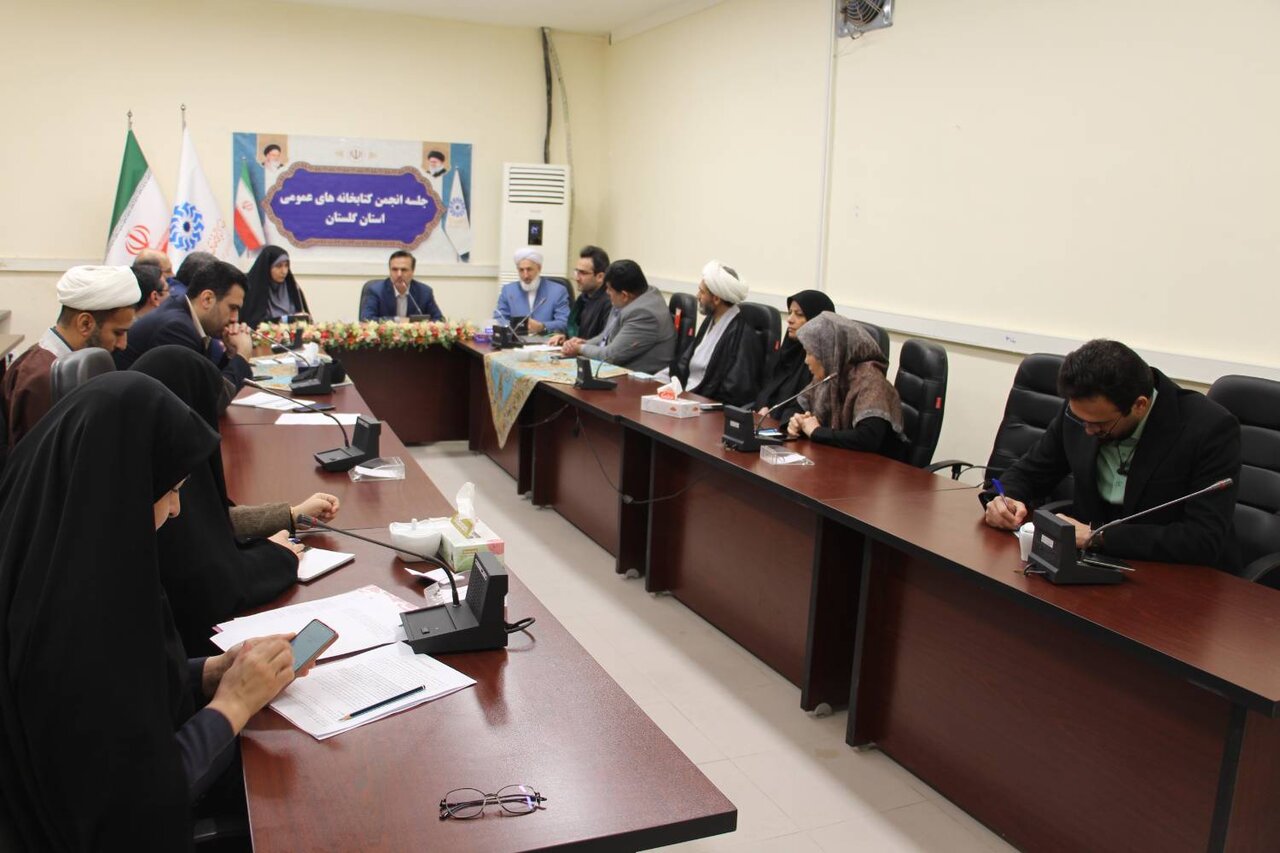 کتابخانههای عمومی باید مرکزی برای انتشار اندیشه باشند