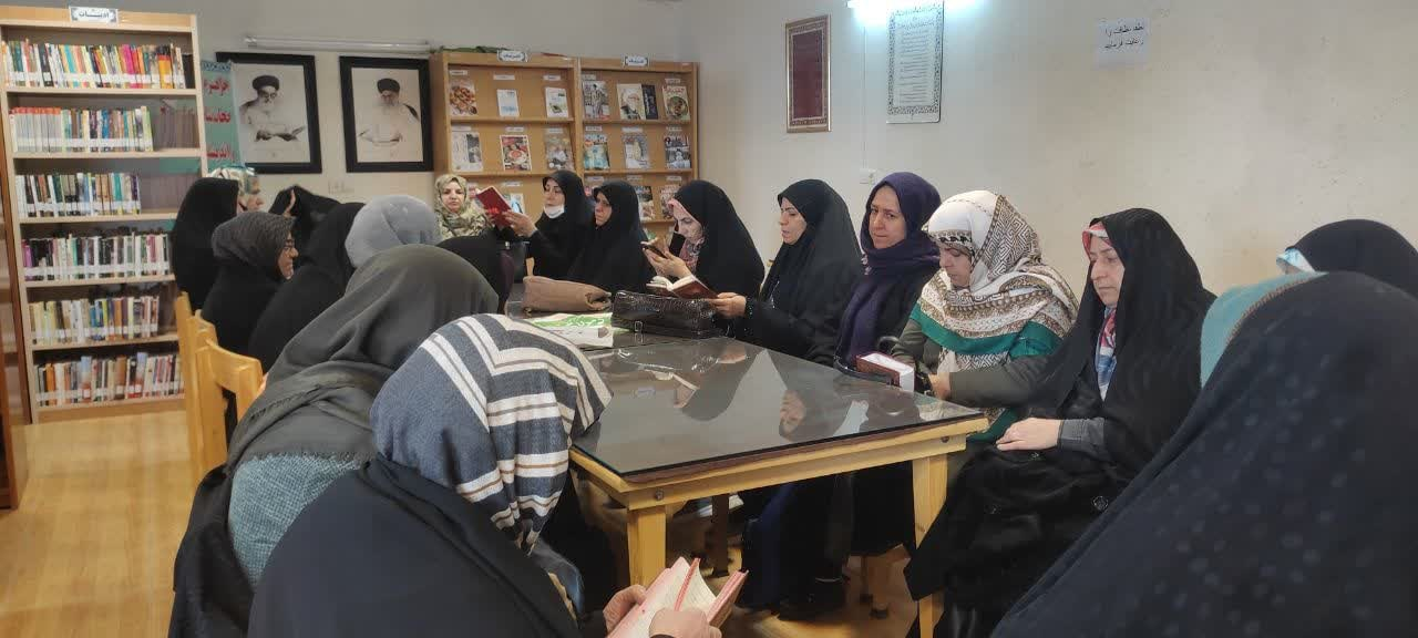 ترویج فرهنگ قرآن و عترت در کتابخانههای عمومی استان مرکزی
