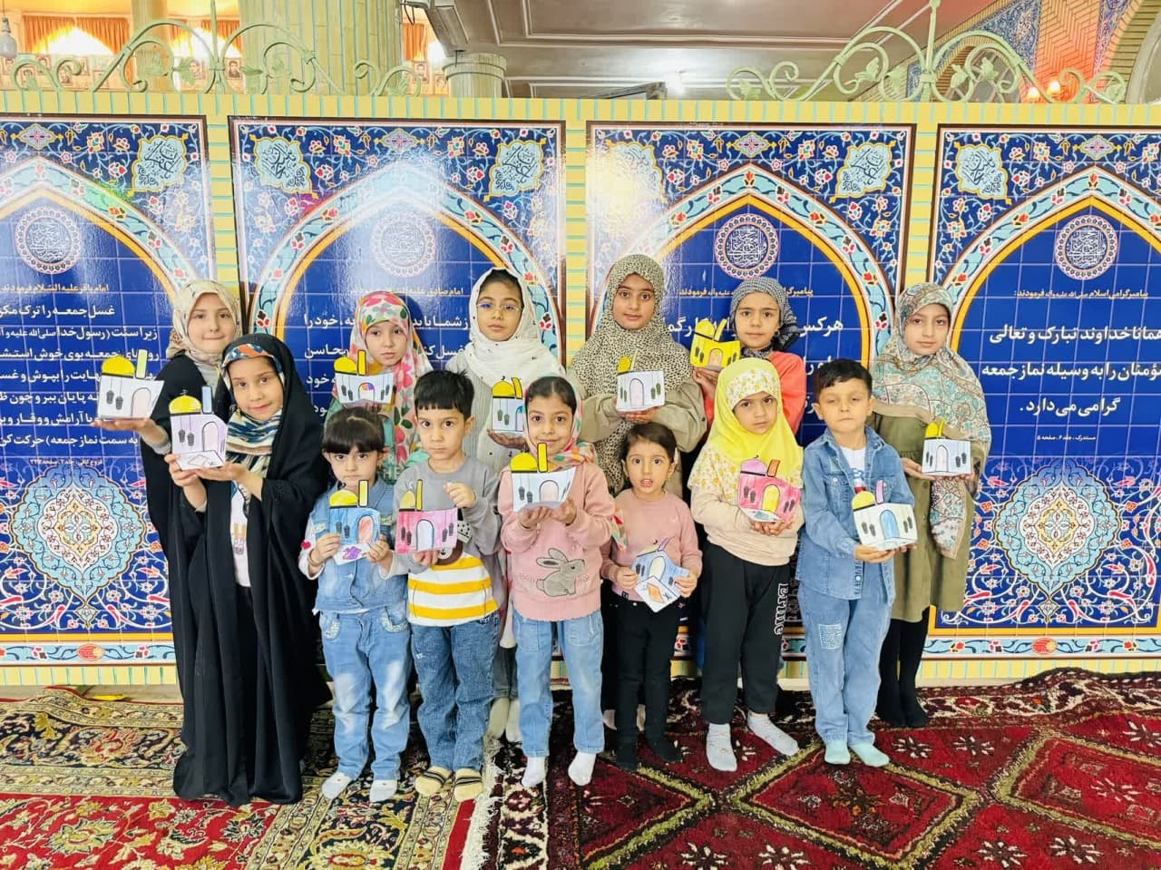 ترویج فرهنگ قرآن و عترت در کتابخانههای عمومی استان مرکزی